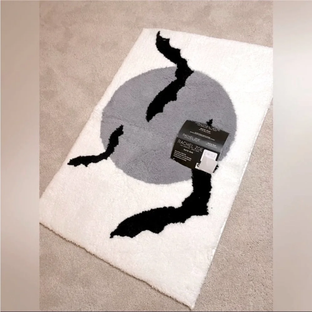 NWT Rachel Zoe Halloween Bat Bathmat
